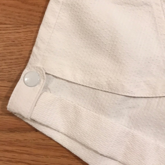 Shorts - Picture 5 of 6